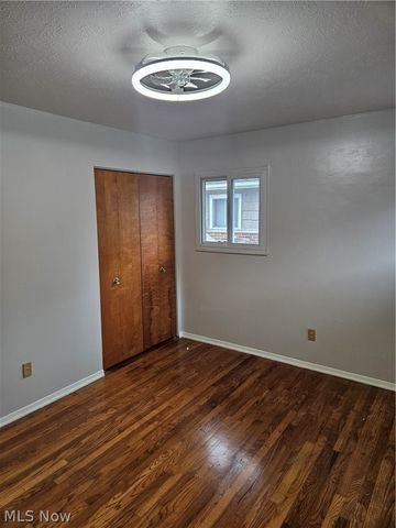 25185 Fawn Drive, North Olmsted, OH 44070