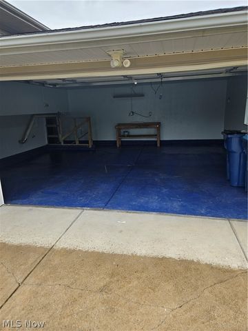 25185 Fawn Drive, North Olmsted, OH 44070