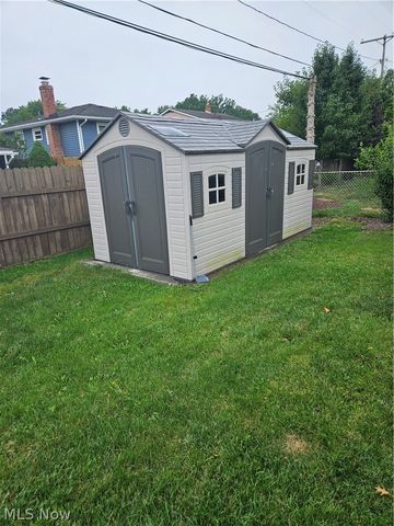 25185 Fawn Drive, North Olmsted, OH 44070