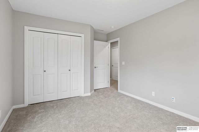 4352 S 214 Street, Elkhorn, NE 68022
