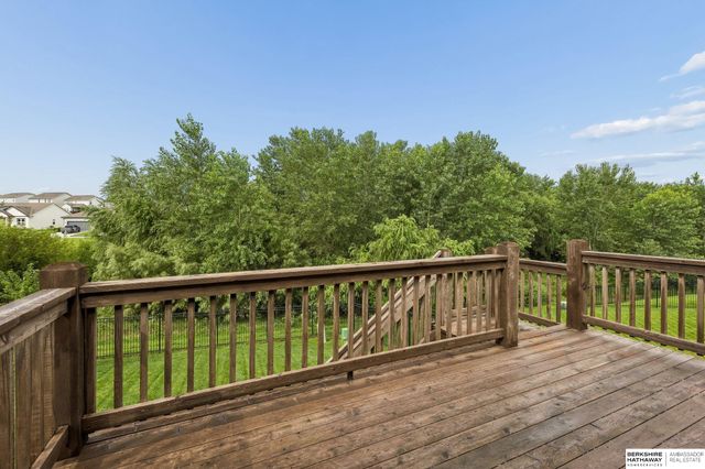 4352 S 214 Street, Elkhorn, NE 68022