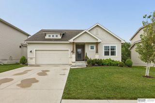 4352 S 214 Street, Elkhorn, NE 68022