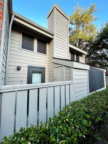 9600 Royal Lane 604, Dallas, TX 75243