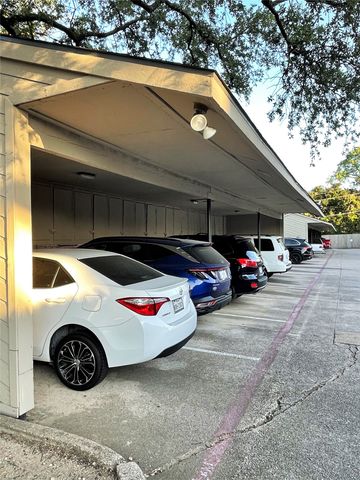 9600 Royal Lane 604, Dallas, TX 75243