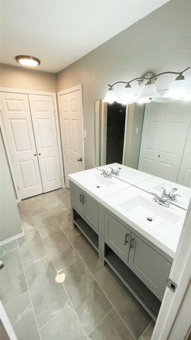 9600 Royal Lane 604, Dallas, TX 75243