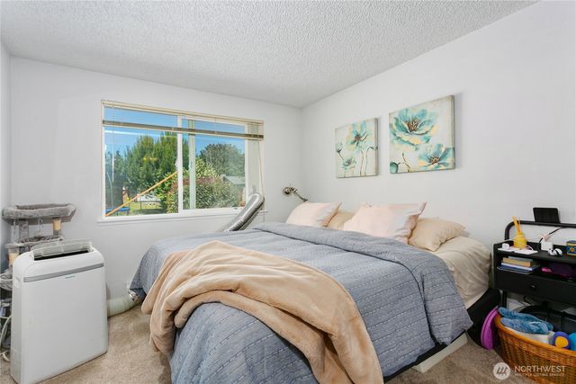 1759 S 43rd Street, Tacoma, WA 98418