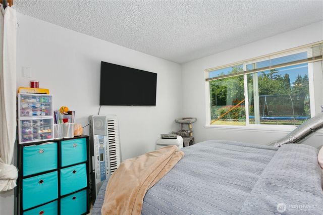 1759 S 43rd Street, Tacoma, WA 98418