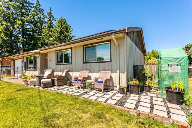 1759 S 43rd Street, Tacoma, WA 98418