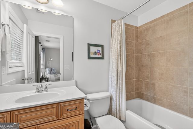7960 Highland Bluff, Sandy Springs, GA 30328