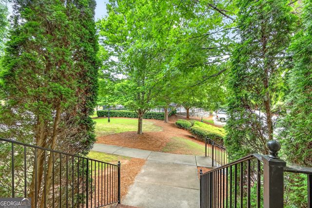 7960 Highland Bluff, Sandy Springs, GA 30328