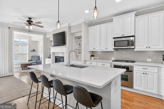 7960 Highland Bluff, Sandy Springs, GA 30328
