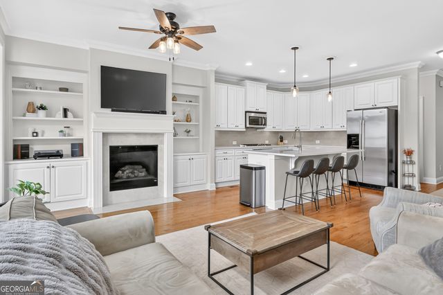 7960 Highland Bluff, Sandy Springs, GA 30328