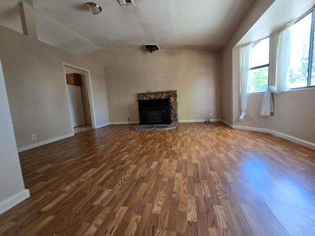 3850 Dry Lake Ln, Auburn, CA 95602