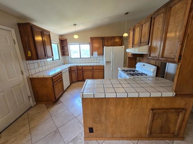 3850 Dry Lake Ln, Auburn, CA 95602
