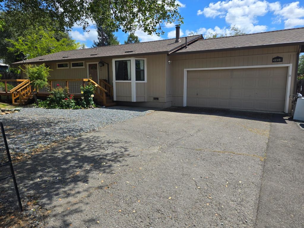 3850 Dry Lake Ln, Auburn, CA 95602