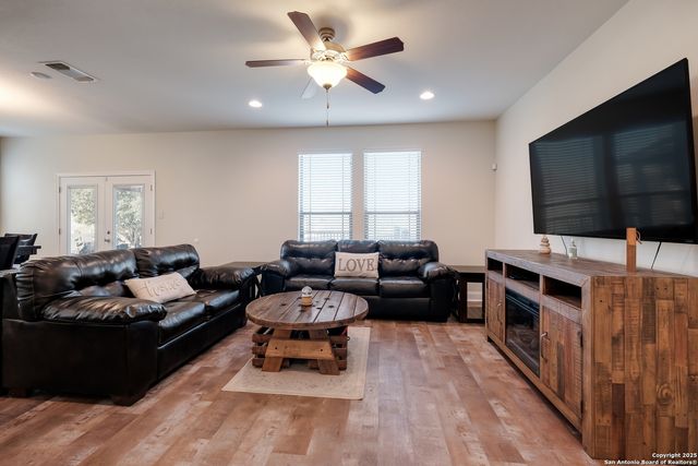 7207 Kitty, Converse, TX 78109