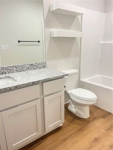 552 Cosmos Street, Centerton, AR 72719