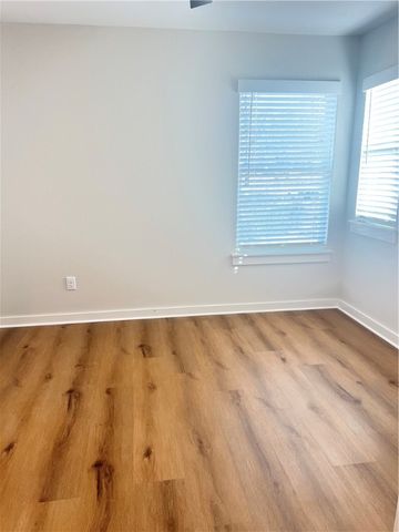 552 Cosmos Street, Centerton, AR 72719