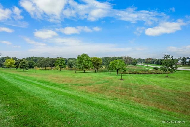 1372 Cunat Court 1D, Lake In The Hills, IL 60156