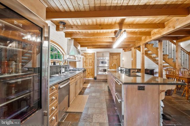 3432 MEMORIAL ST, Alexandria, VA 22306