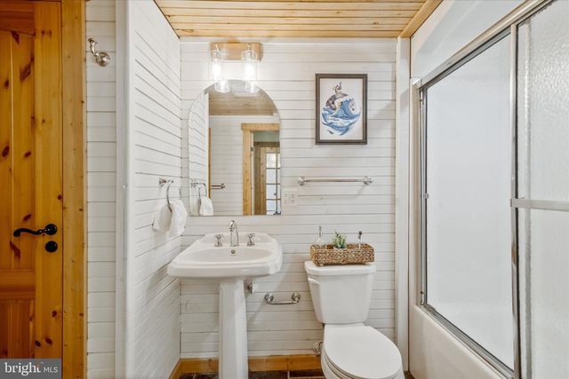 3432 MEMORIAL ST, Alexandria, VA 22306