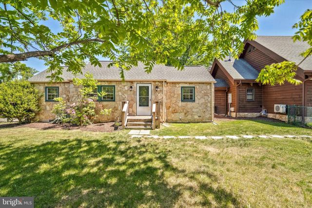 3432 MEMORIAL ST, Alexandria, VA 22306