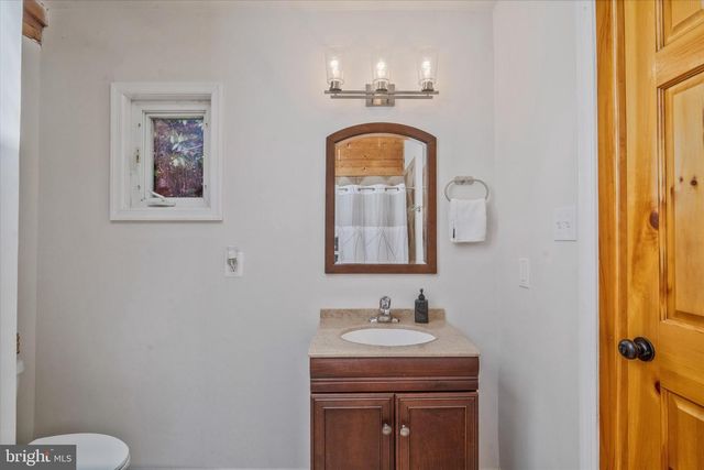 3432 MEMORIAL ST, Alexandria, VA 22306