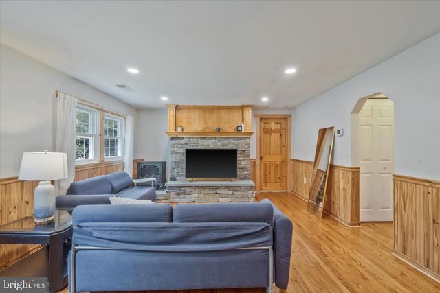 3432 MEMORIAL ST, Alexandria, VA 22306