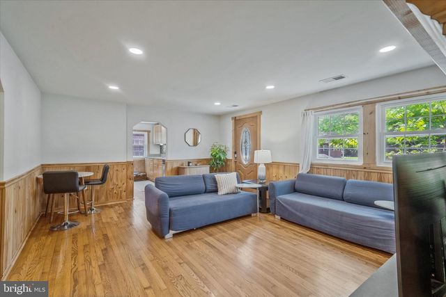 3432 MEMORIAL ST, Alexandria, VA 22306