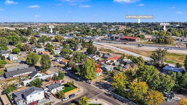 705 N 9th Ave, Caldwell, ID 83605
