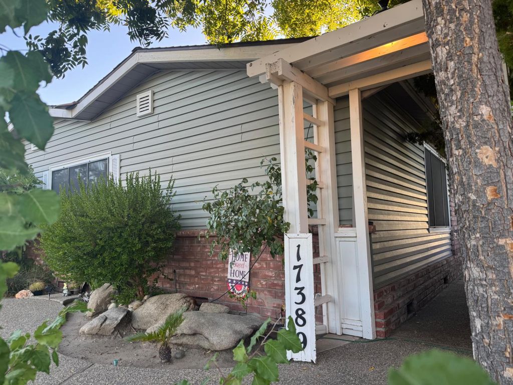 17389 Parkcliffe Lane, Friant, CA 93626