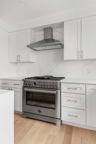 595 Broadway 301, Somerville, MA 02145