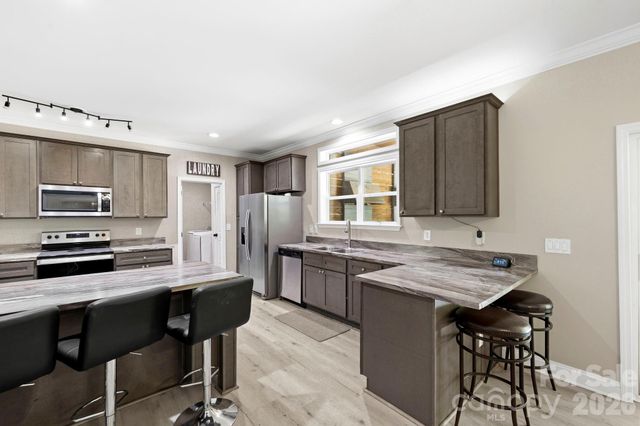311 Charming Lane, Hendersonville, NC 28792