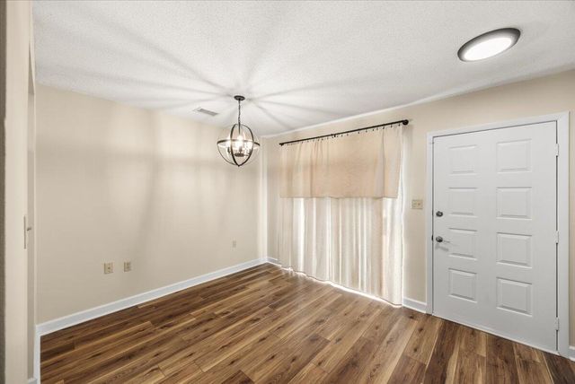 14 Falcon Ridge Lane, Fort Walton Beach, FL 32547