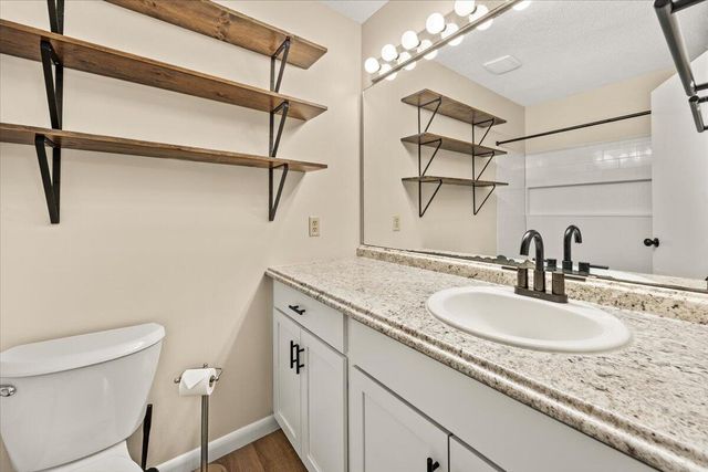 14 Falcon Ridge Lane, Fort Walton Beach, FL 32547