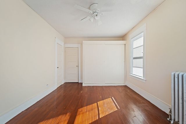 15 Chapman Ave, Holyoke, MA 01040