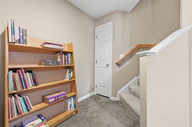 184 Southern Valley, Adams Twp, PA 16046