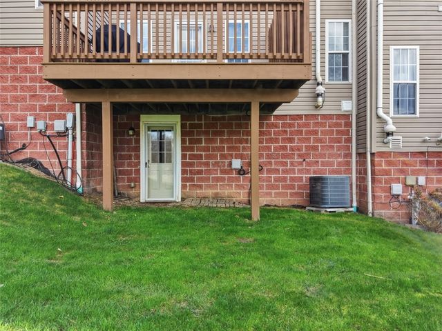 184 Southern Valley, Adams Twp, PA 16046
