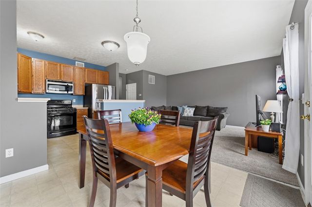 184 Southern Valley, Adams Twp, PA 16046