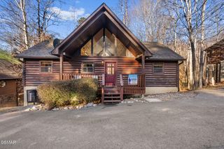 1509 Bears Den Way, Sevierville, TN 37862