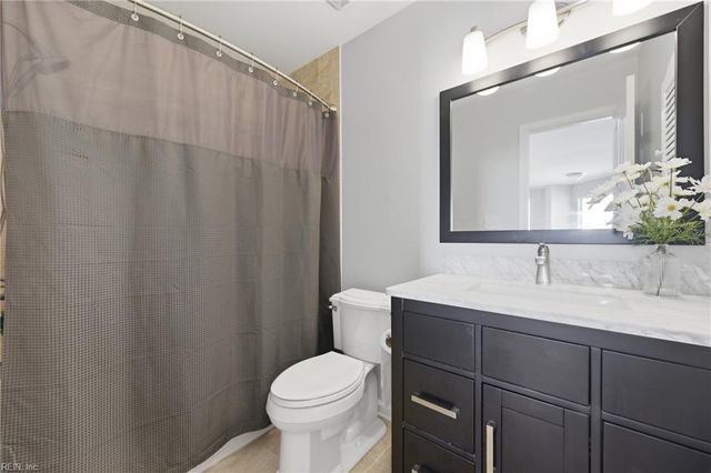 114 Spoon CT, Yorktown, VA 23693