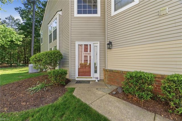 114 Spoon CT, Yorktown, VA 23693