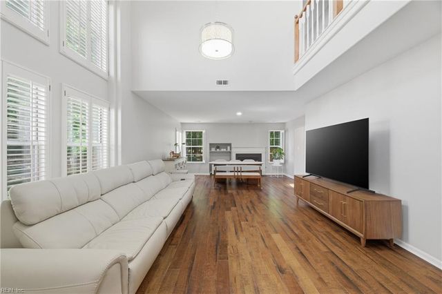 114 Spoon CT, Yorktown, VA 23693