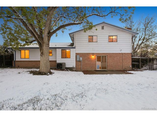 7322 S Downing Cir E, Centennial, CO 80122