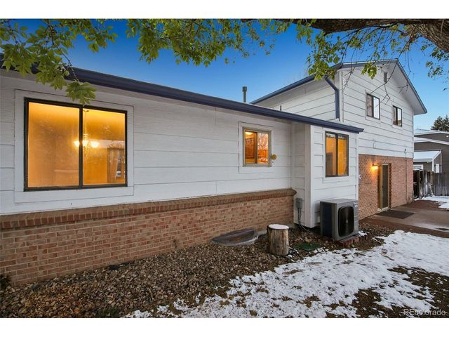 7322 S Downing Cir E, Centennial, CO 80122