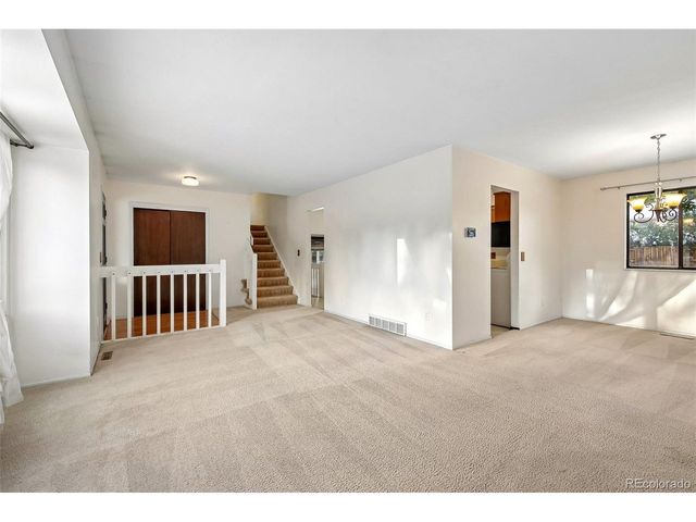 7322 S Downing Cir E, Centennial, CO 80122