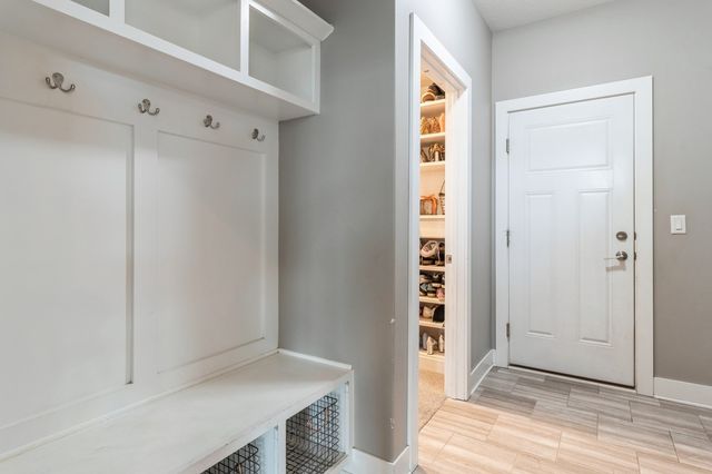 590 NE Meridian Drive, Waukee, IA 50263