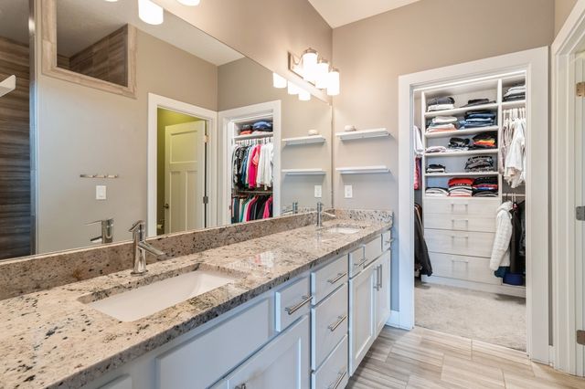 590 NE Meridian Drive, Waukee, IA 50263