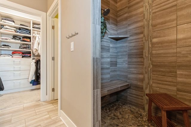 590 NE Meridian Drive, Waukee, IA 50263