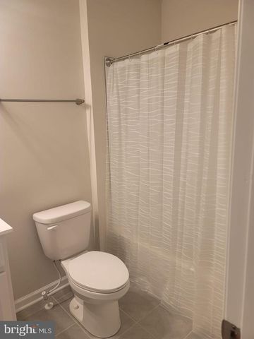 29 PEREGRINE WAY, Burlington, NJ 08016